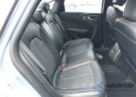 2015 Chrysler 200 C z USA, uszkodzony, nr VIN 1C3CCCCG4FN641196